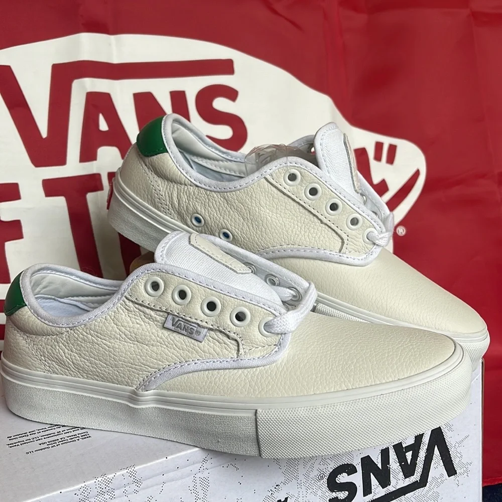 Vans Chima Ferguson (Sport Vtg) White/Green VNOA5JIH9BL. WMNS sneakers